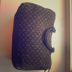 Louis Vuitton Speedy